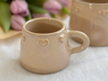 Tasse « petits coeurs »